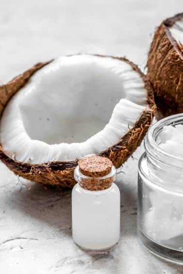 Mascarillas de aceite de coco para rizos: funcionan realmente